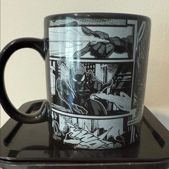 NWOT Spider-man comic mug - Picture 3 of 3